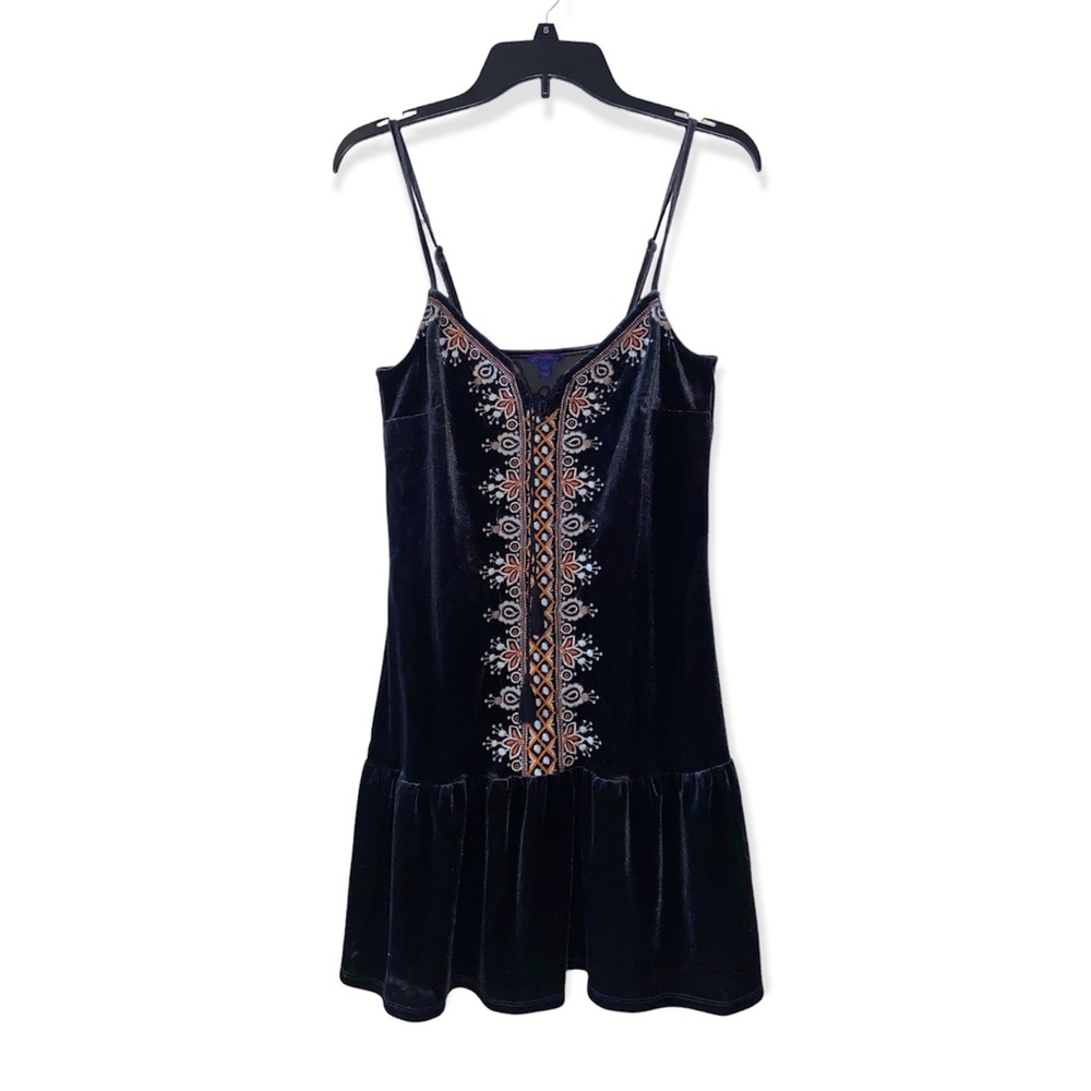 Aeropostale woman’s velour dress